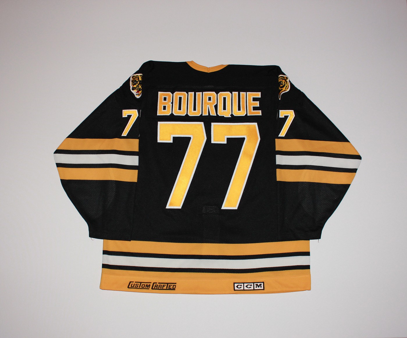 Bruins198889RoadBourquerear-vi.jpg